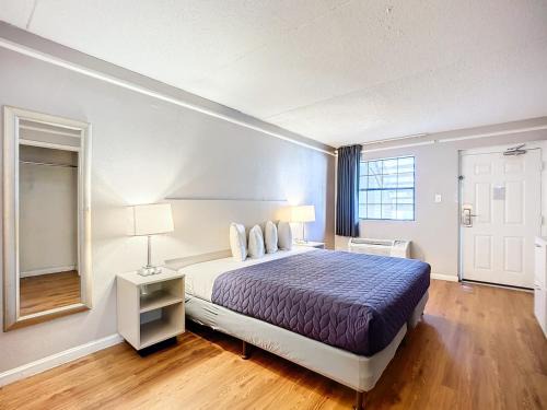 Highlands Hotel | SoHo Inn and Suites Jacksonville North