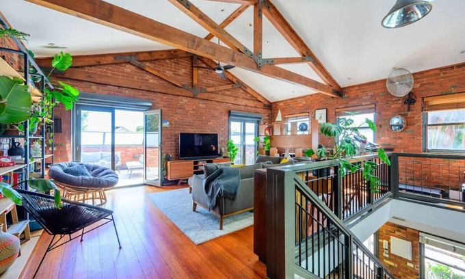 Northcote House | Soho Style Warehouse in the Heart of Northcote