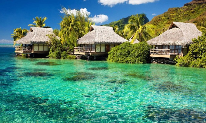 Koh Wai House | SOLE RESORT 10 Pax Waterfront Deluxe Bungalows with WiFi Restaurant Massage Area