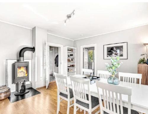 Gamle Oslo Apartment | Solrik endeleilighet på Hovin.