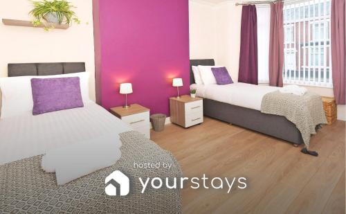 Crewe House | Somerville House by YourStays - 4 Bedroom House in Crewe