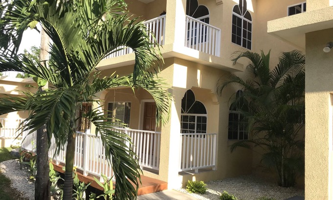 West End Bed & Breakfast | Sommerville Resorts