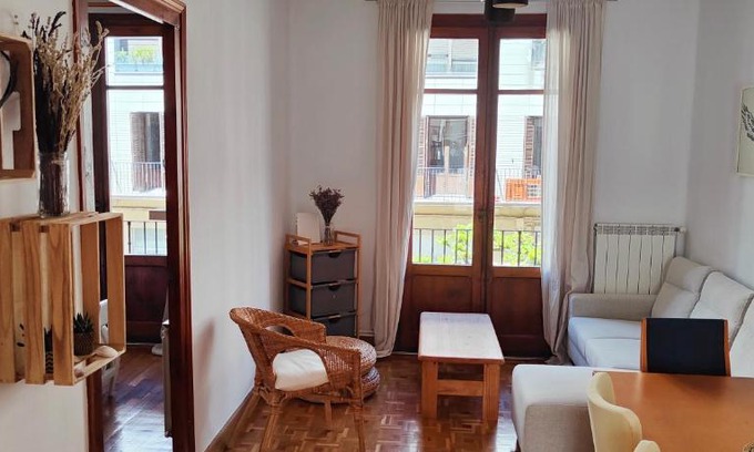 Segundo Ensanche Apartment | Somos Mar by Clabao