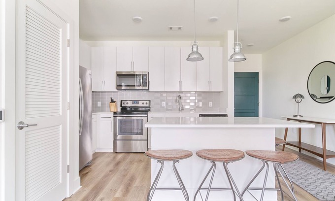 Rutledge Hill Apartment | Sonder at LC SoBro | Spacious One-Bedroom Apartment