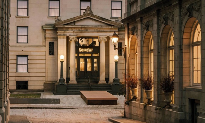Old Montreal Apartment | Sonder by Marriott Bonvoy Apollon Apartments Old Montreal
