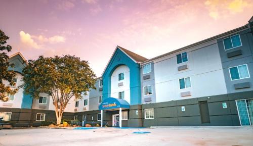 Nassau Bay Hotel | Sonesta Simply Suites Houston – NASA Clear Lake
