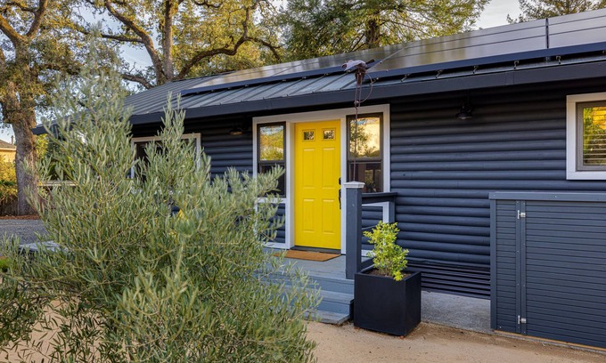 Fetters Hot Springs-Agua Caliente Cabin | Sonoma Wine Country Luxury Log Cabin