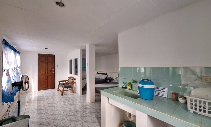 San Pedro House | Soul Shine Beach House Soothing Studio House w/WiFi in Puerto Princesa-Unit 2.