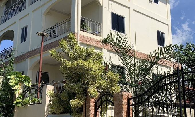 Badian Bed & Breakfast | Soul Travellers Dagatan Castle