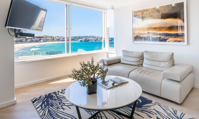 Bondi Beach Apartment | Sound of Waves in Bondi