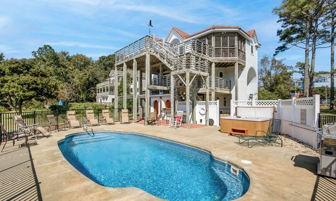 Monteray Shores House | Sound's Great! | Sound Front | Private Pool | Corolla