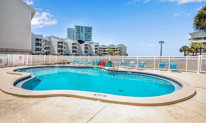Pensacola Beach Condo | "Soundside Solace" | Fishing Pier, Kayak, Bikes | My Beach Getaways G9