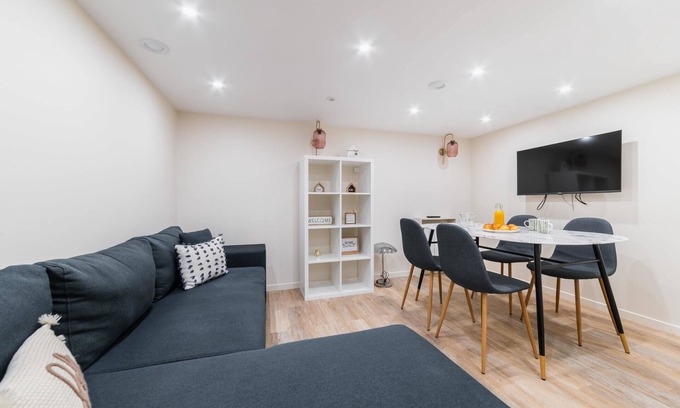 Neuilly-sur-Seine Apartment | Sous Plex palais des congres Porte Maillot - 4P