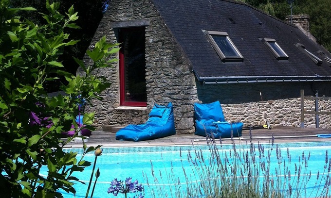 Locqueltas House | South Brittany, countryside side
