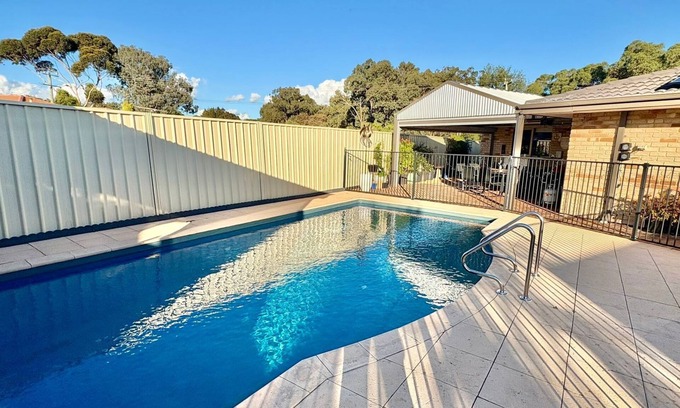 South Bunbury House | South Bunbury Retreat – Family Comfort by the Beach & Wildlife Park