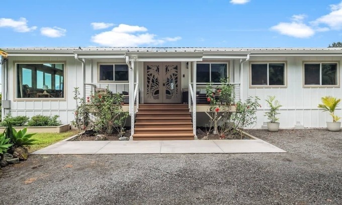 Papa House | South Kona Farm House - 30 day minimum rental