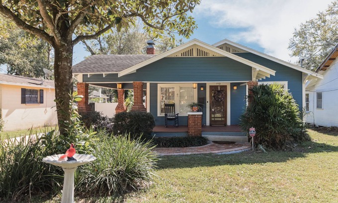 South Seminole Heights House | South Seminole Heights Classic Beauty