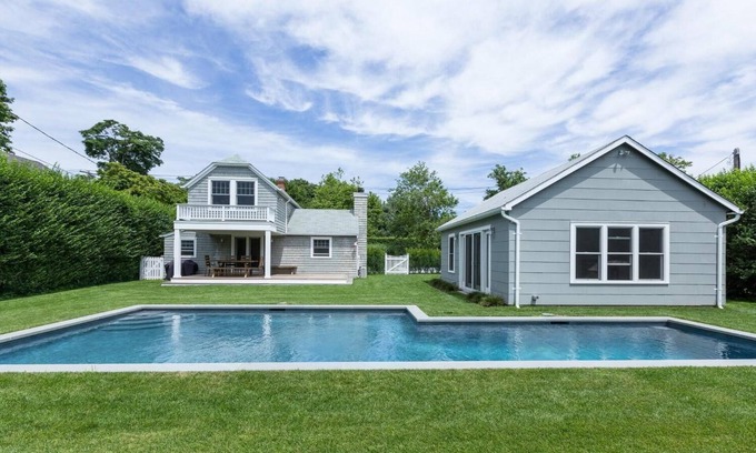 Southampton House | Southampton Village Charmer with gunite pool and spacious renovated pool house