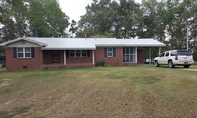 Belmont House | Southern Breeze can be your "Home Away From Home"