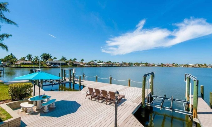 Eight Lakes House | Southern Comfort - Luxury Vacation Home