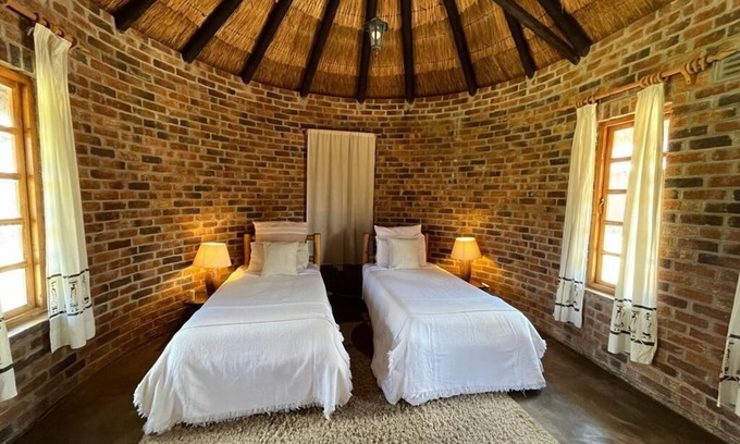 Bulawayo Cabin | Southern Cross Estate