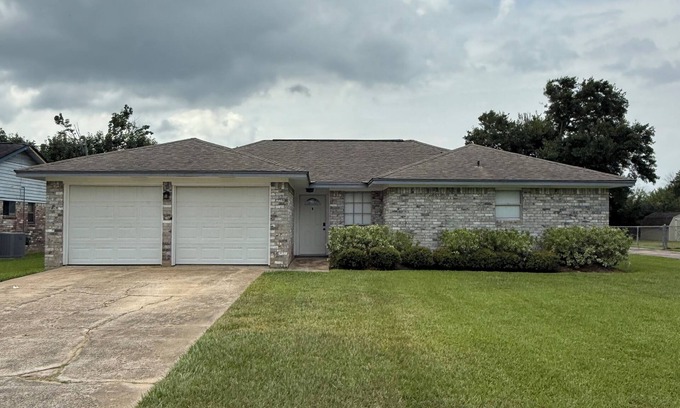 Angleton House | Southern Retreat