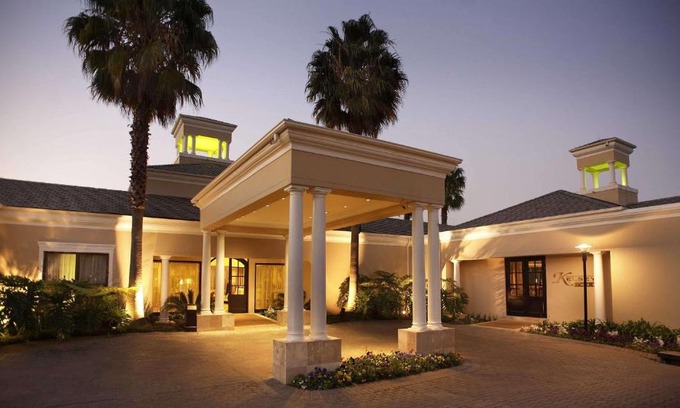 Sandown Hotel | Southern Sun Katherine Street