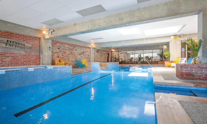 Golden Point Hotel | Sovereign Park Motor Inn