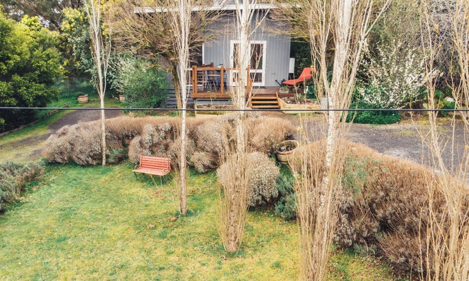Daylesford Cottage | Spa! Fireplace! Bush views! Walking distance to Daylesford. nThe perfect getaway
