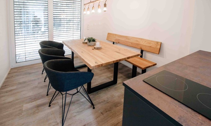 Pleinfeld Apartment | Space miracle with large garden terrace
