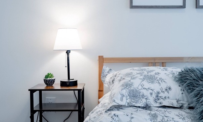 Bradford House | Spacious, Family-Friendly 3 Bedroom, 3 Washroom ~ Bradford ~ West Gwillimbury