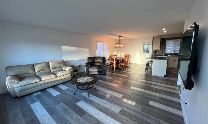 Riviere-du-Loup Regional County Municipality Apartment | Spacieux appartement au centre de RDL