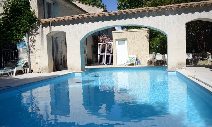 Saint-Maurice-sur-Eygues Apartment | Spacious home with pool in renovated silk- weaving factory
