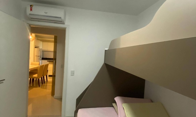 Governador Celso Ramos Apartment | Spacious apartment 200 meters from Palmas Beach for 12 people