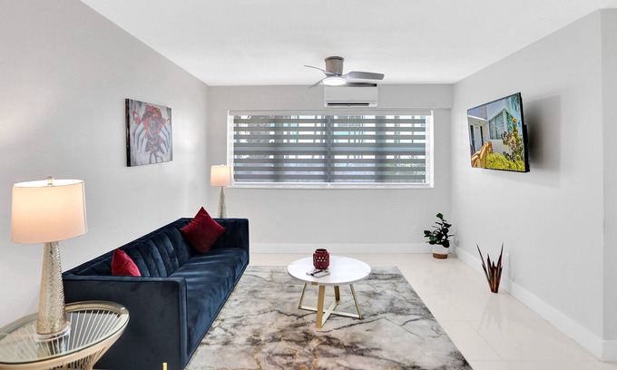 Bay Harbor Islands Apartment | Spacious 1 Bedroom 2 Beds in Bay Harbor BH4