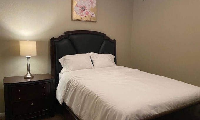 Grogan's Mill Apartment | Spacious 1 Bedroom/1 Bath condo in The Woodlands