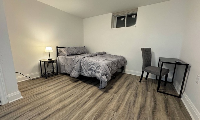 Wexford House | Spacious 2 bedroom, 2 bath suite