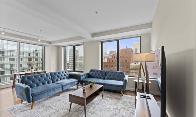 Theatre District Apartment | Spacious 2BR 2BA Condo Boston Downtown