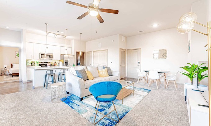 Montopolis Apartment | Spacious 2BR King Beds Suite, 8 Min to Downtown