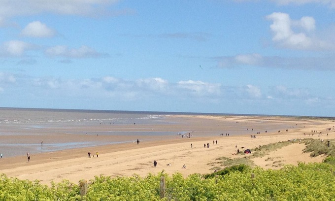 Hunstanton Cottage | Spacious 3 bed holiday cottage in Hunstanton only 150 metres to the beach.