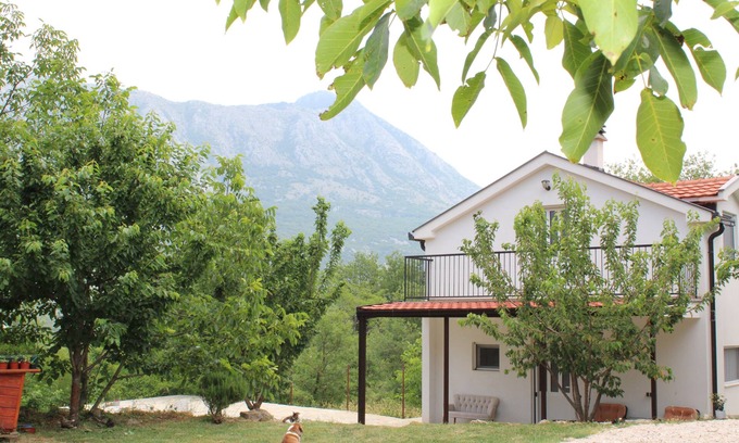 Herceg Novi House | Spacious 3 Bedroom Home - Peaceful Village near the Coast