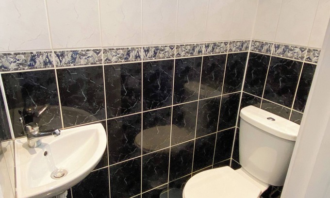 Balham House | Spacious 3BD Home with Private Garden, Balham