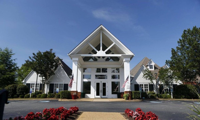 Lackey Condo | Spacious 3BR Cottage - Family Friendly Resort - Close to Theme Parks