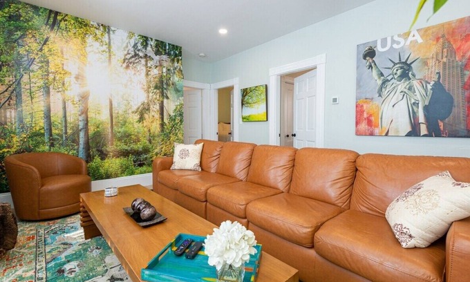 Beverly Condo | *Spacious 3BR Halloween Home|Salem+Beverly|Parking