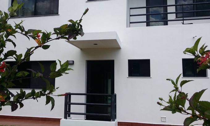 El Centro Villa | Spacious 4-bedrooms villa in charming Las Terrenas with Private Pool, AC, WiFi