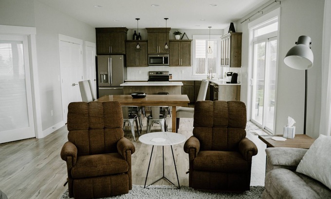 Carrolls House | Spacious 4 bedroom home in quiet neighborhood, family friendly!
