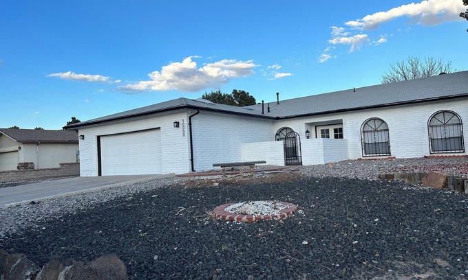 Paradise Hills Civic House | Spacious 4 Bedroom Home in Prime Location