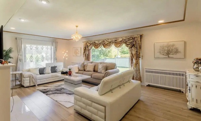 Shaughnessy House | Spacious 4BD Family Home in Shaughnessy!nSTR License: 25-158069