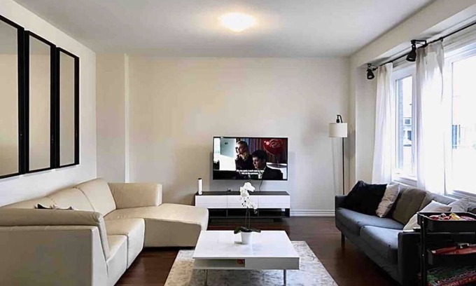 Thorold House | Spacious 4BDRM Home-NiagaraFalls Retreat