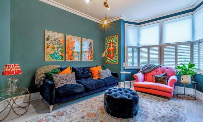 Acton House | Spacious 4BR Retreat w/Private Garden, Zone 3
